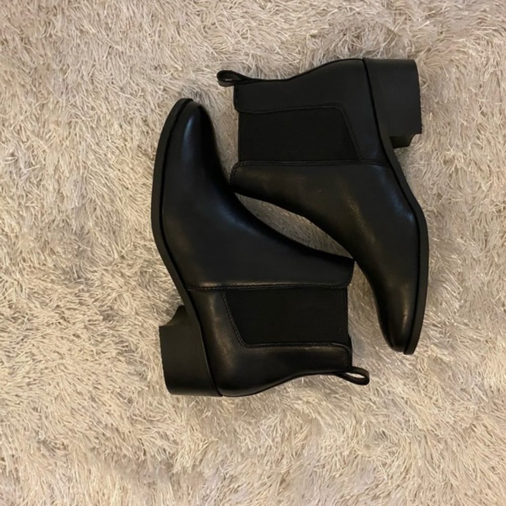 Steve Madden Dover Ankle Boots in Black